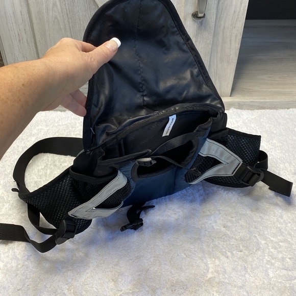 Camelbak Flashflo Hydration Waist Pack Blue Gray 45oz 1.4L No Bladder-Pack Only - Picture 6 of 8